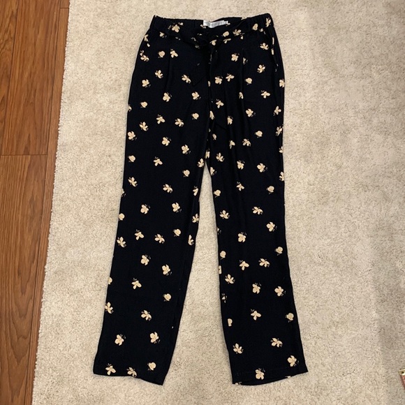 Simons Contemporaine Black Floral Trousers - Picture 2 of 14